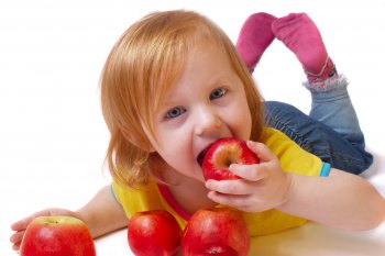 Ernährung von ein- bis dreijährigen Kindern